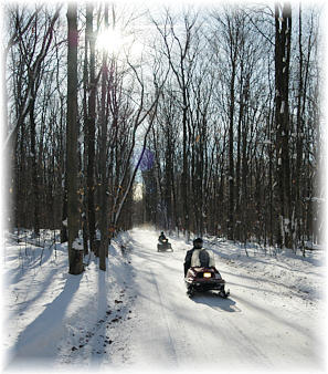 The Beginners Guide to a NEST Trail Snowmobile Adventure